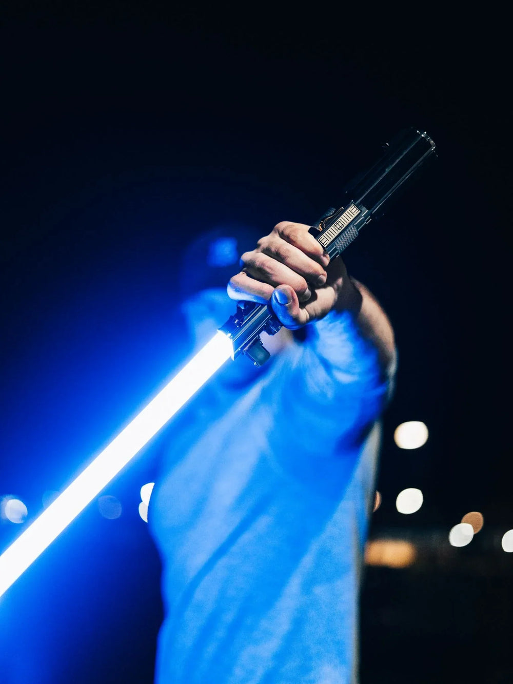 Ani III Hero — view 04